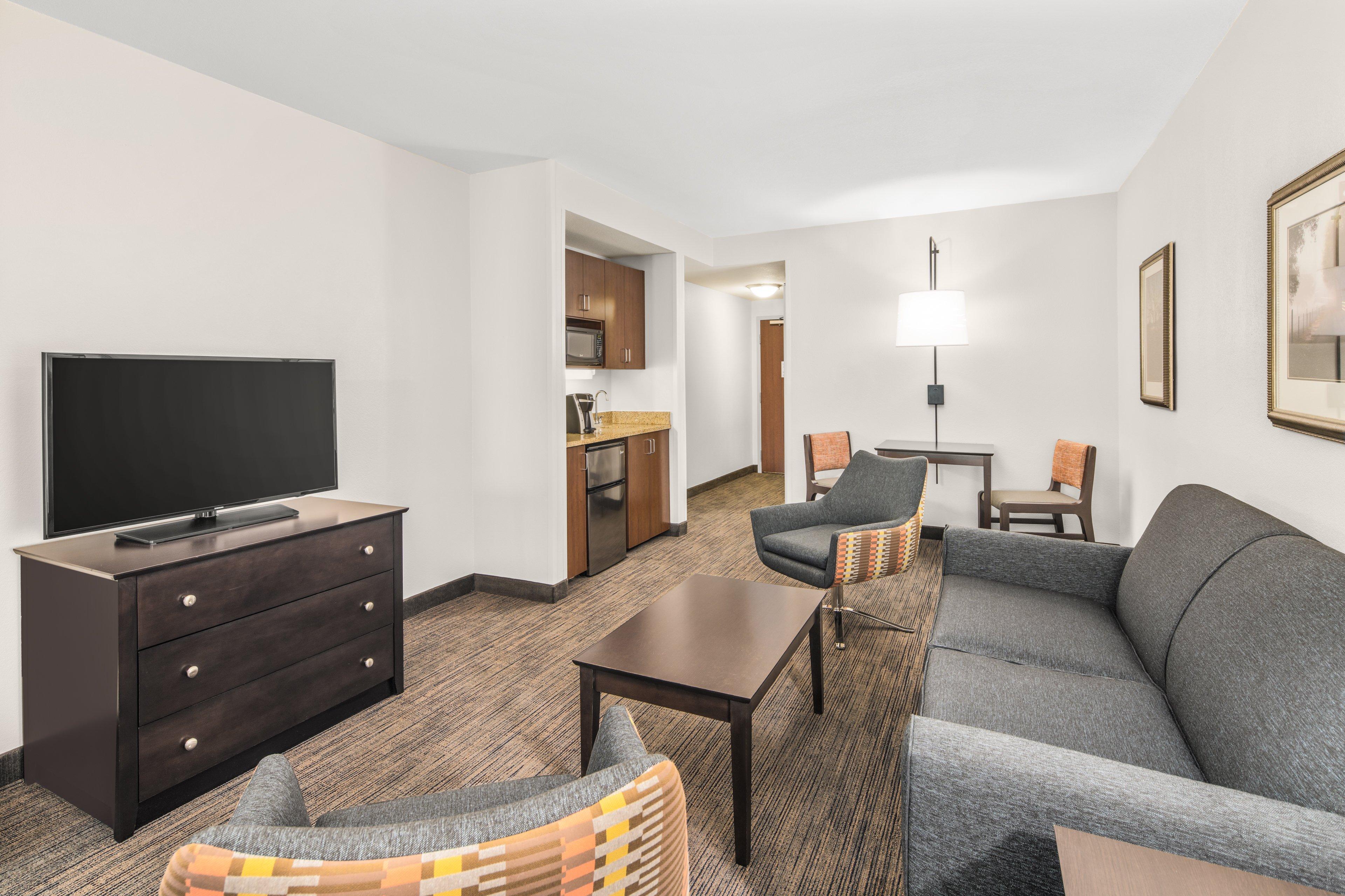 Holiday Inn Express & Suites Wilmington-Newark By Ihg Exterior foto