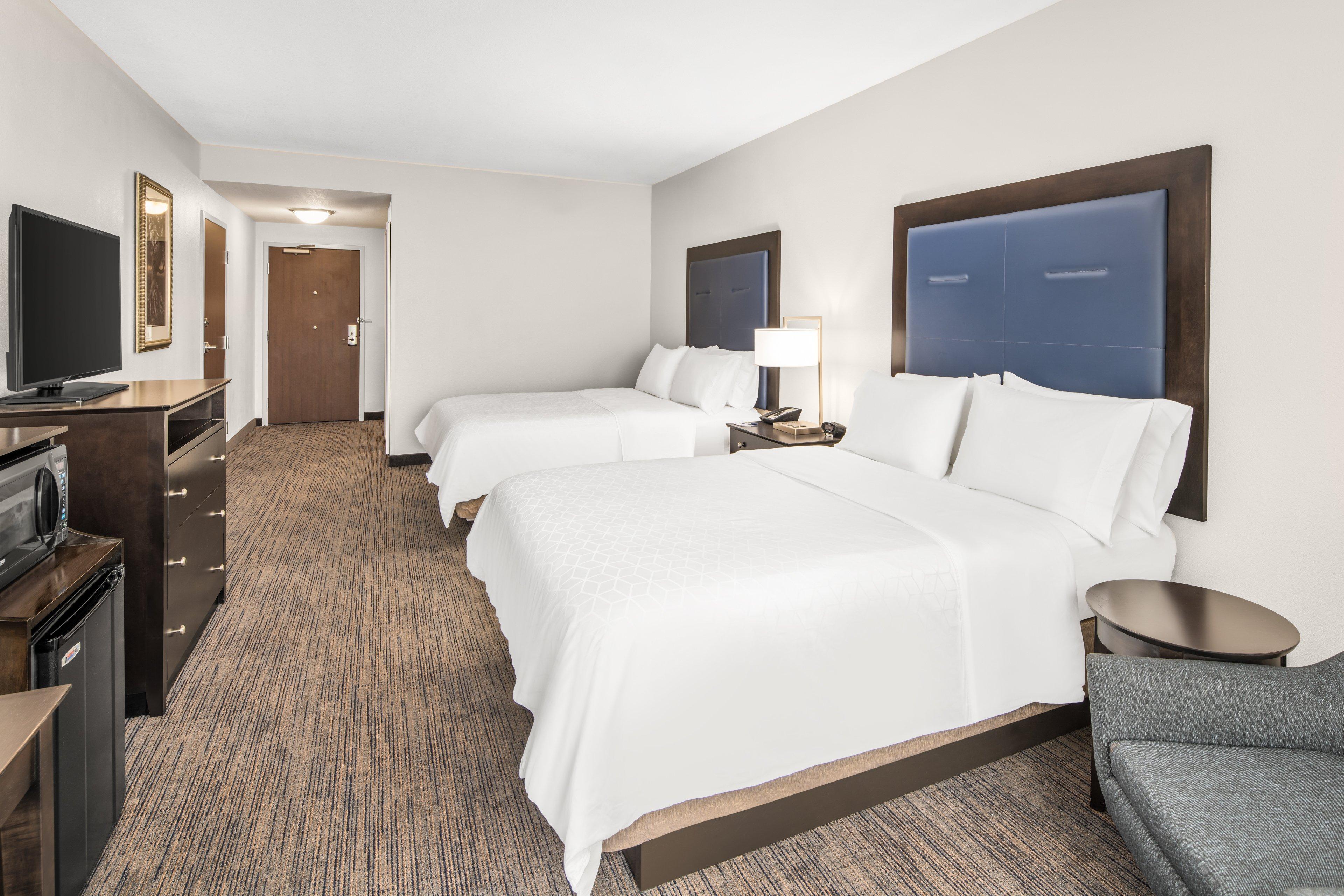 Holiday Inn Express & Suites Wilmington-Newark By Ihg Exterior foto