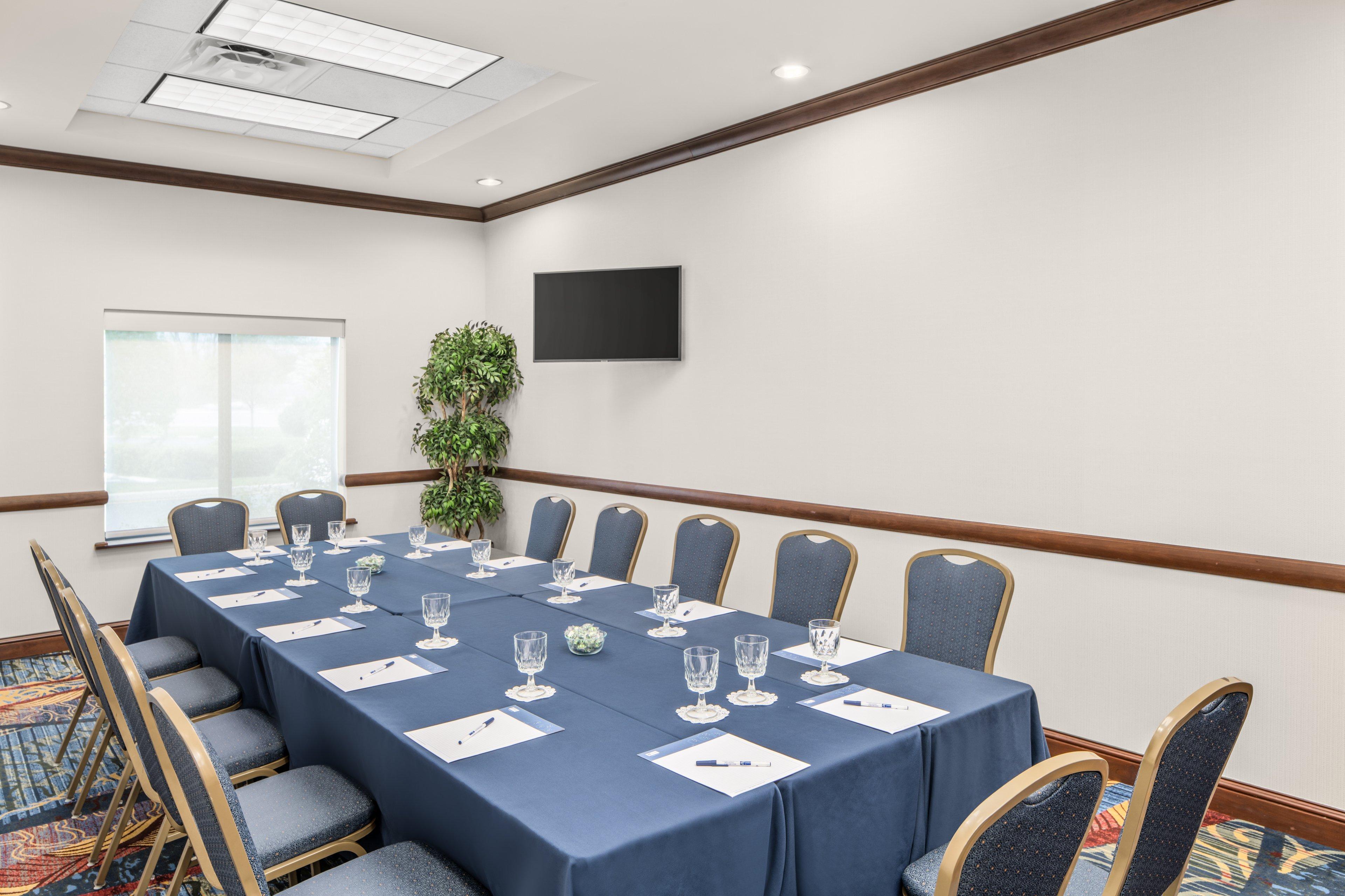 Holiday Inn Express & Suites Wilmington-Newark By Ihg Exterior foto