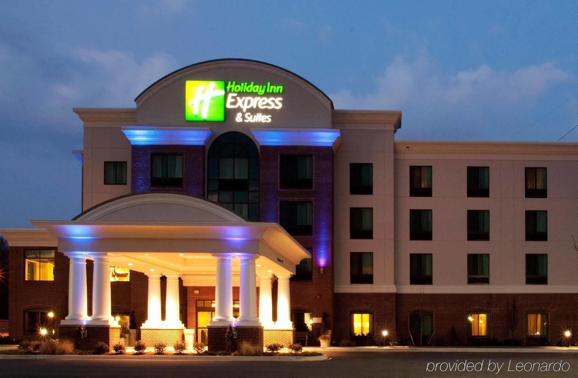 Holiday Inn Express & Suites Wilmington-Newark By Ihg Exterior foto